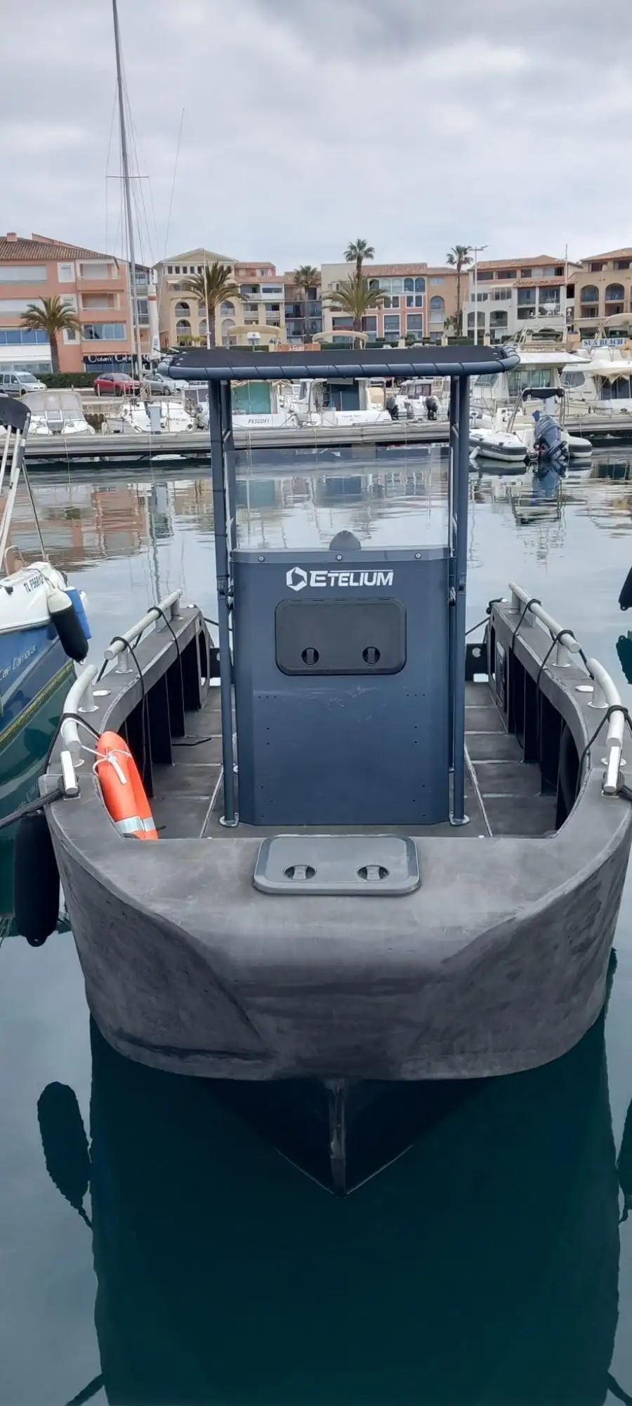 bateau HDPE 550