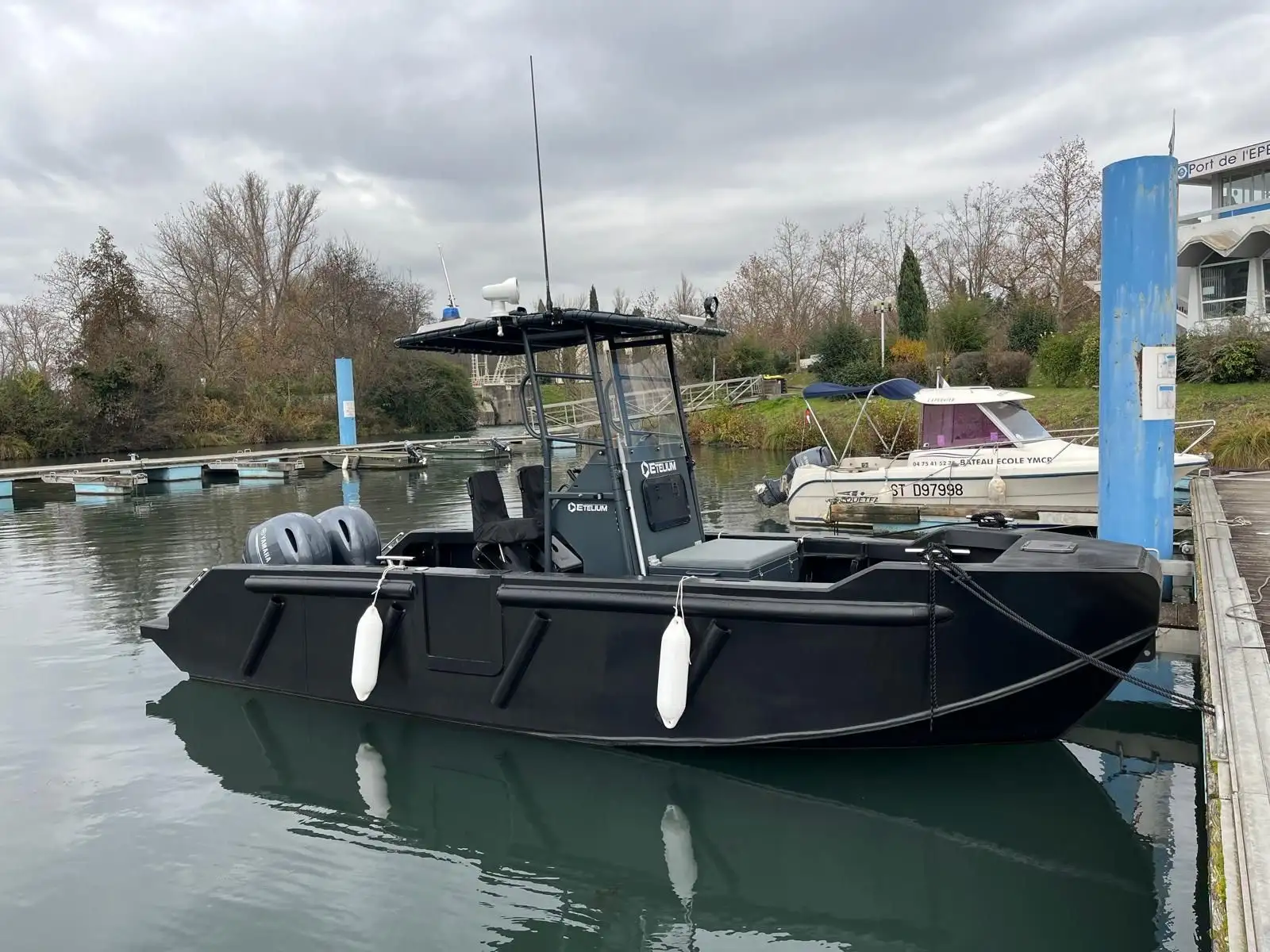 bateaux en hdpe 700